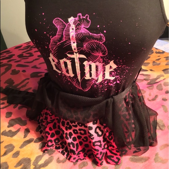 Too Fast Eat Me Shirt w/mini flounce upon bottom w coordinate scarf ombreleopard - Picture 7 of 16